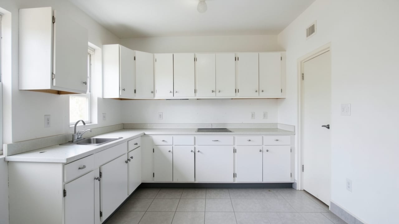 Rental Property Mold Cleanup in Cumming, GA in Cumming