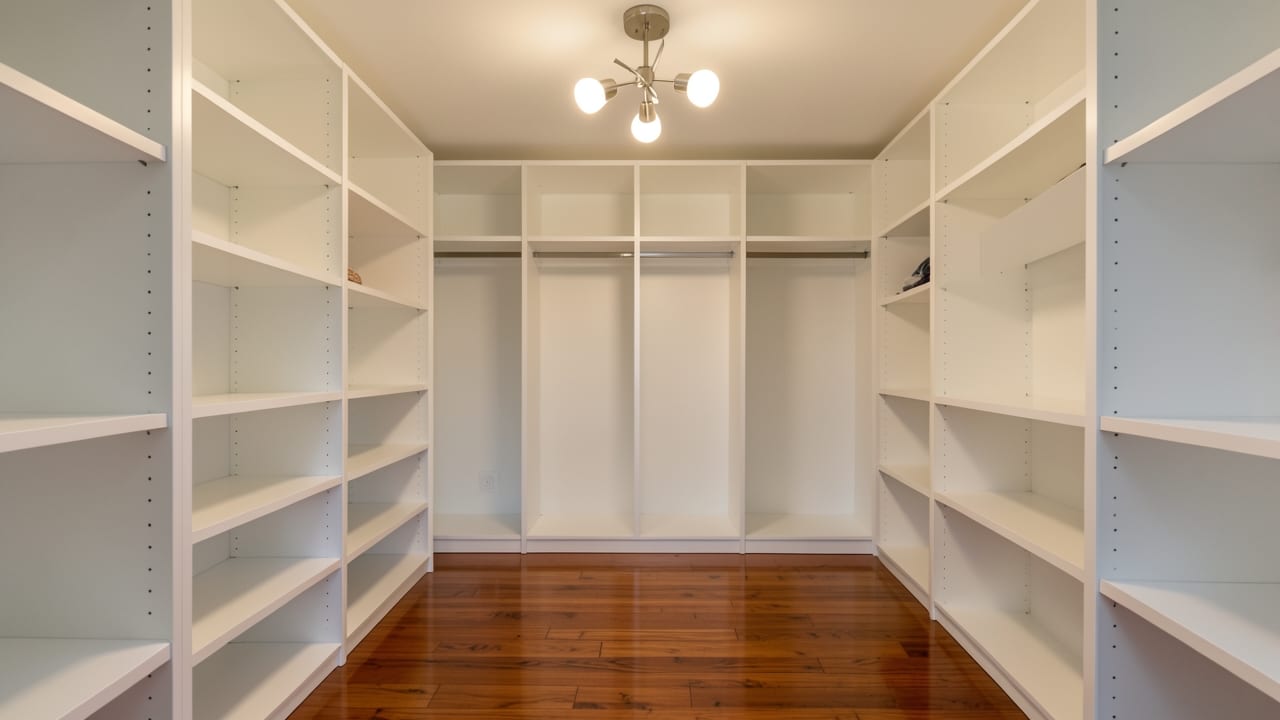 Closet Mold Cleanup in Randolph, MA in Randolph
